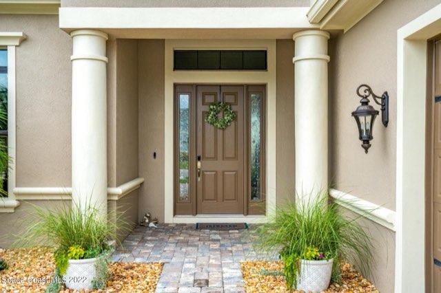 Covered front entry